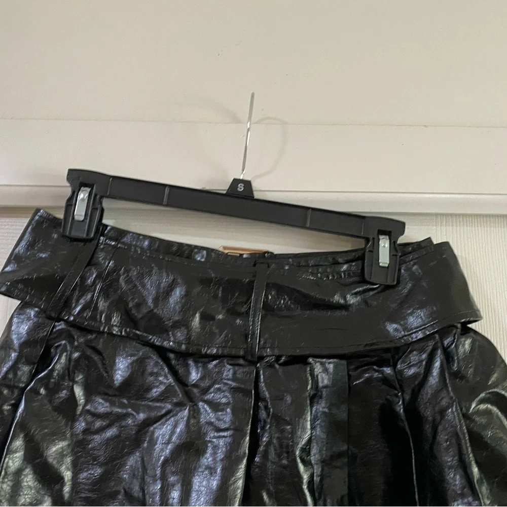 Reclaimed Vintage Black Faux Leather Mini Skirt Size‎ 4